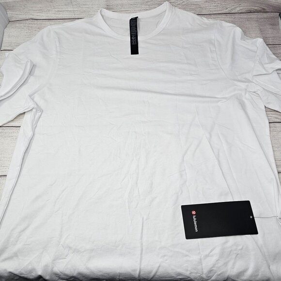 RARE! NWT Aloha Lululemon Men's‎ Hawaiian Island Classic Fit T-Shirt Size XL
